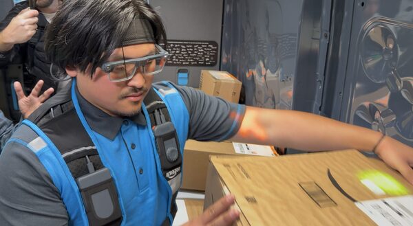 Amazon d&eacute;voile des lunettes connect&eacute;es ultra-tech pour ses livreurs : un avant-go&ucirc;t du futur